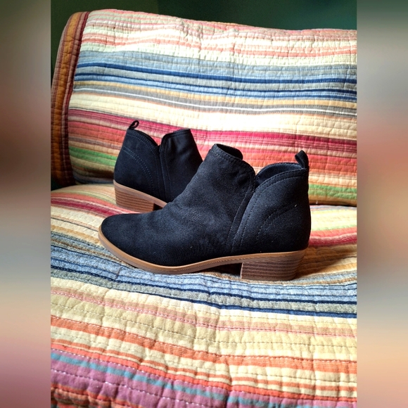 cute ankle boots for women - Picture 5 of 6